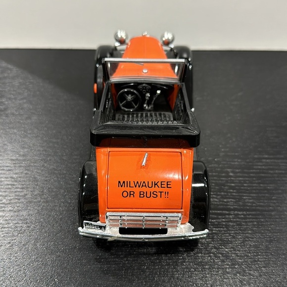 Harley-Davidson Vintage Die Cast Model Car 1929 Model A Roadster Coin Bank - Picture 4 of 8